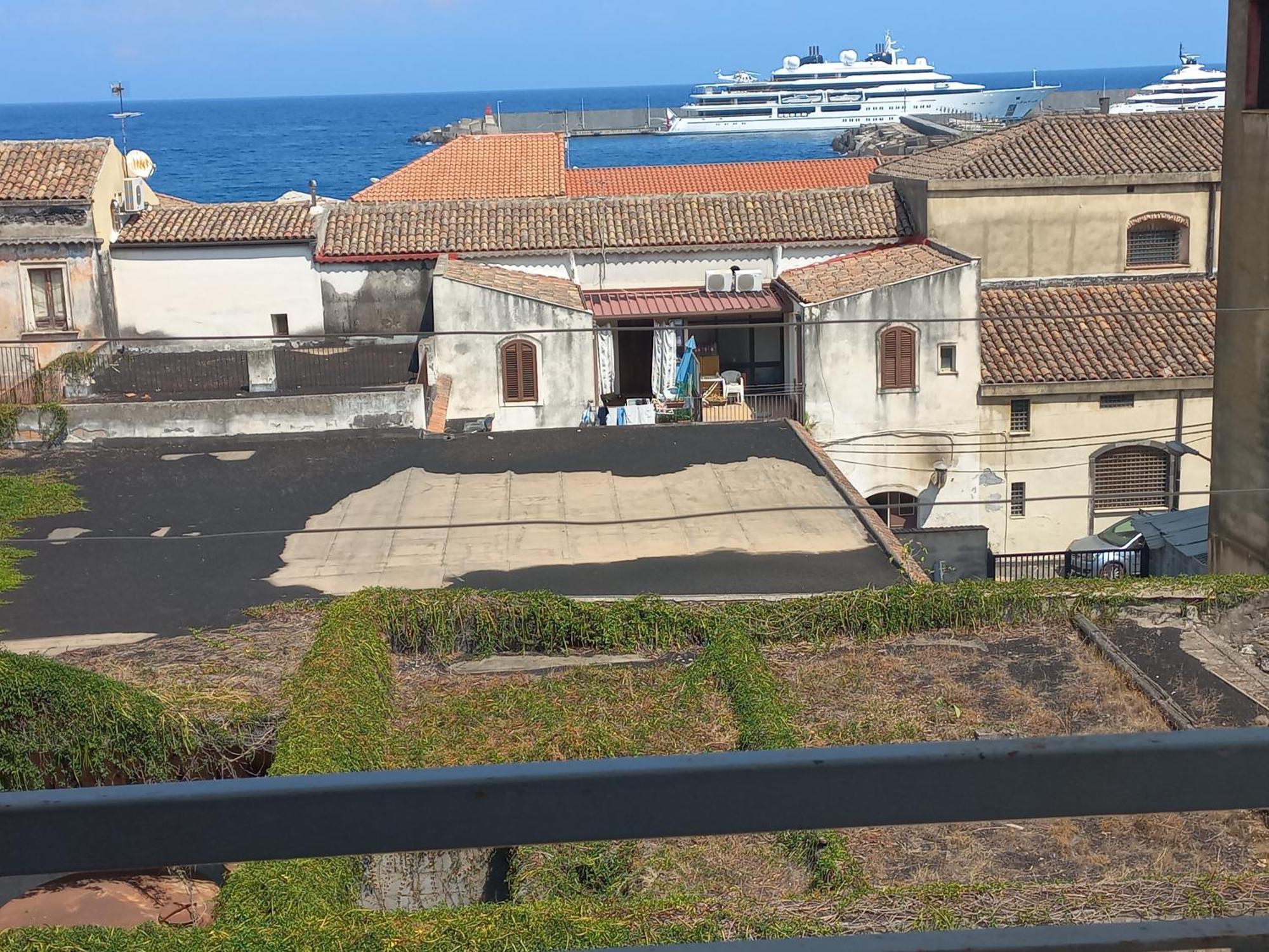 Alba Marina E Tramonti Etnei Apartment Riposto ภายนอก รูปภาพ